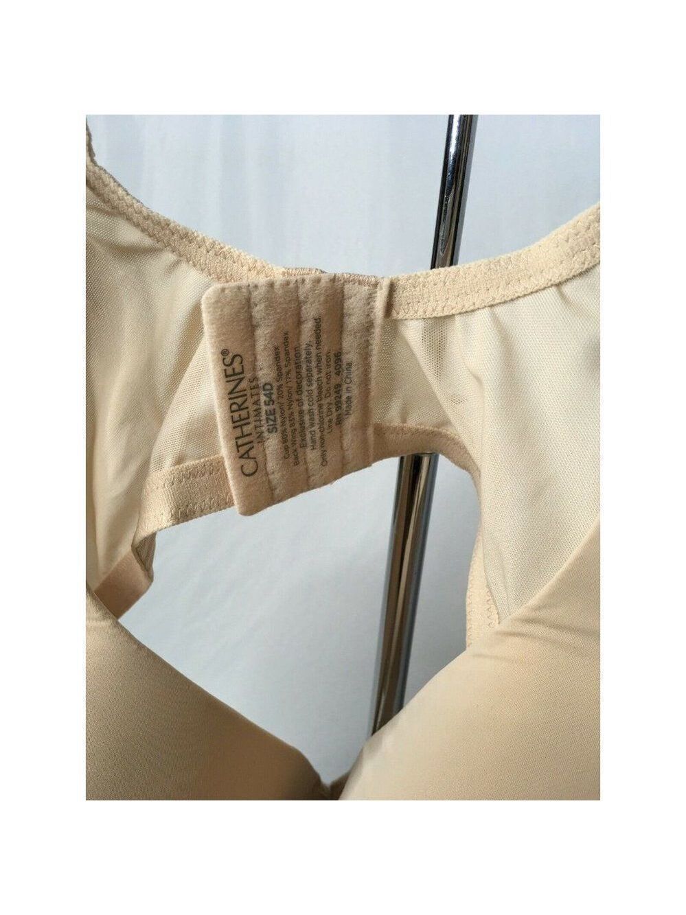 NWT Catherines PLUNGE Bra Beige Medium Coverage Underwired Wide Straps 54D - Picture 2 of 5